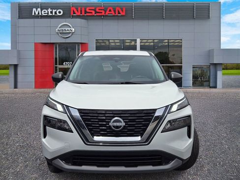 Used 2023 Nissan Rogue S FWD image 2