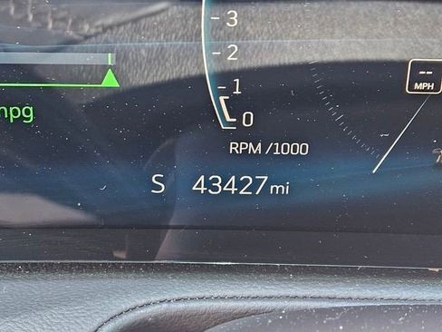 Certified 2024 Cadillac XT4 Premium Luxury image 29