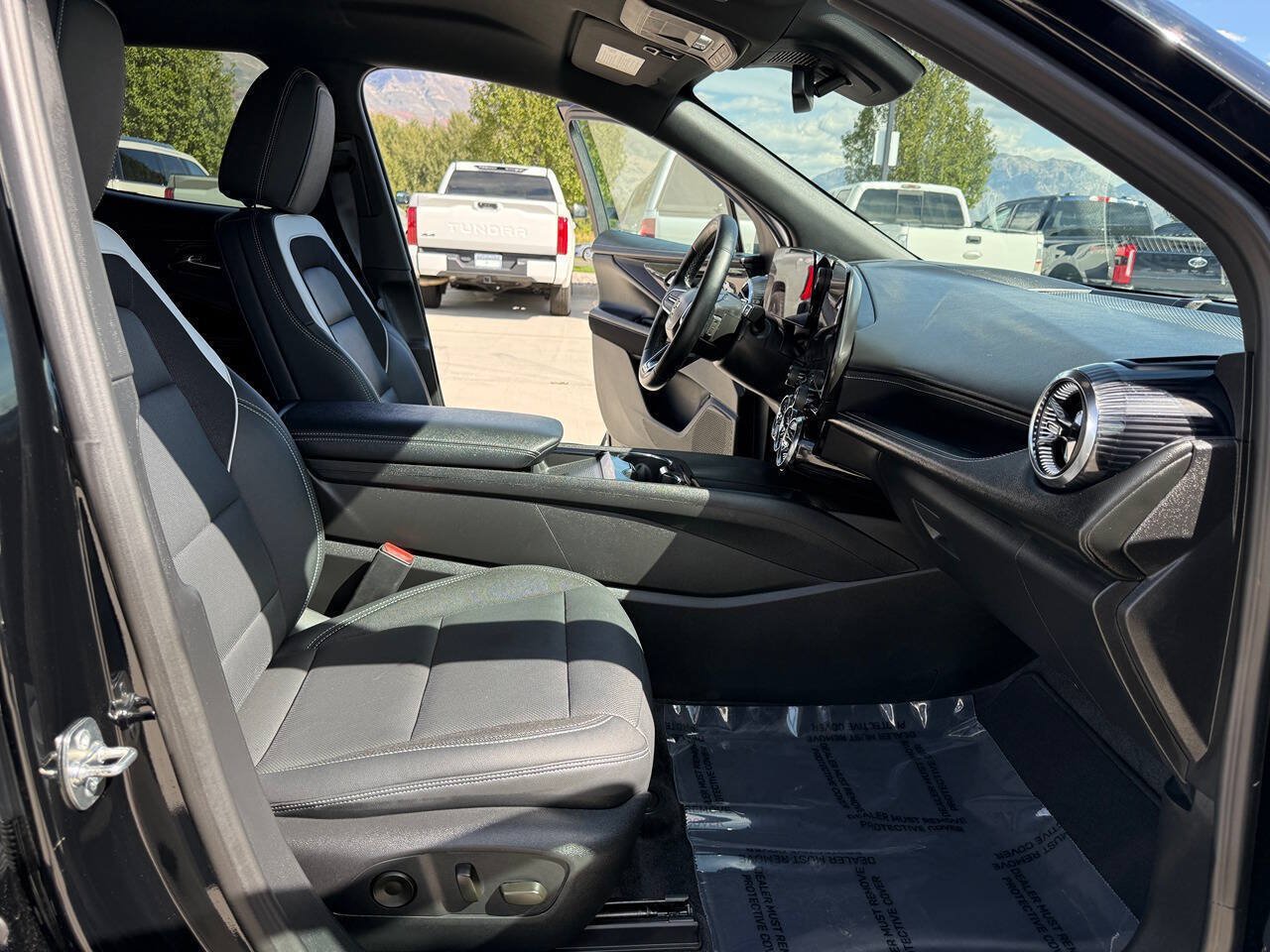Used 2024 Chevrolet Blazer EV LT AWD/4WD image 19