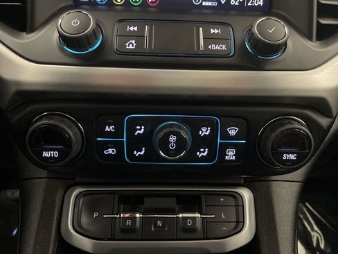 Used 2022 GMC Acadia SLT w/ Preferred Package image 11