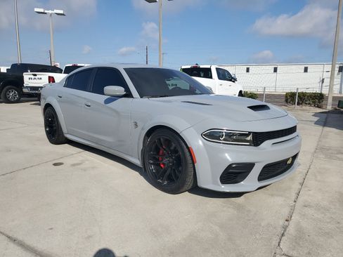 Used 2022 Dodge Charger SRT Hellcat image 4