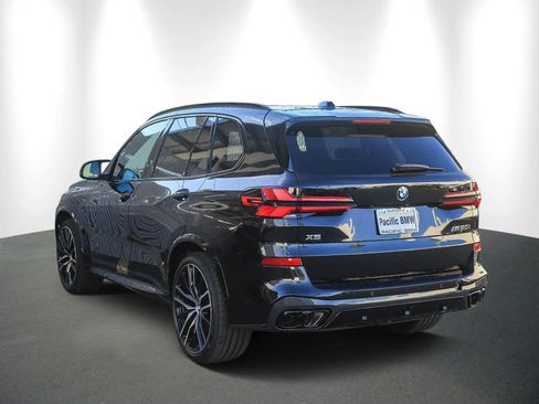 New 2026 BMW X5 M60i w/ Climate Comfort Package image 4