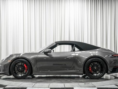 Used 2023 Porsche 911 Cabriolet image 45
