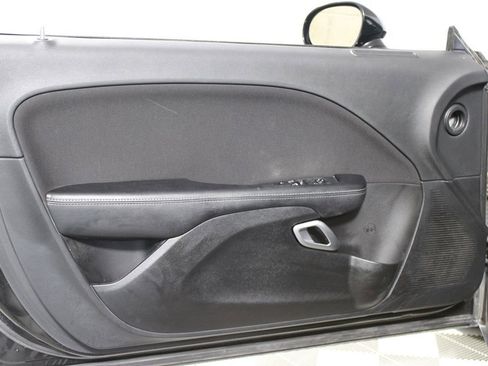 Used 2021 Dodge Challenger SXT image 6