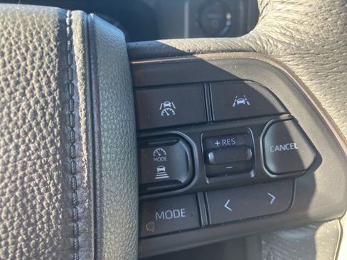 Used 2025 Toyota Tacoma 4x4 Double Cab Hybrid image 19