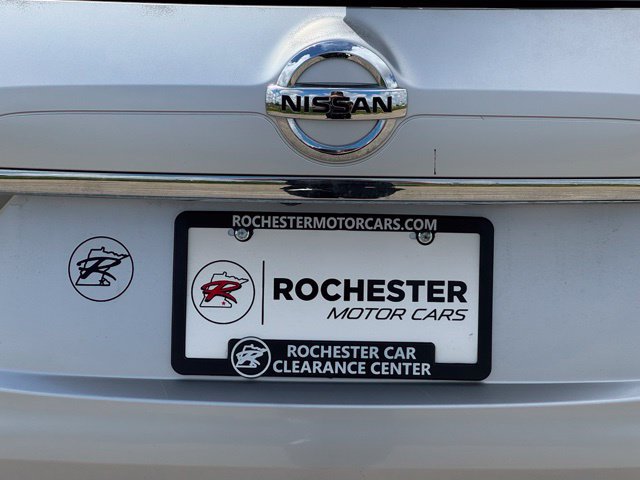 Used 2015 Nissan Rogue SV AWD/4WD image 40