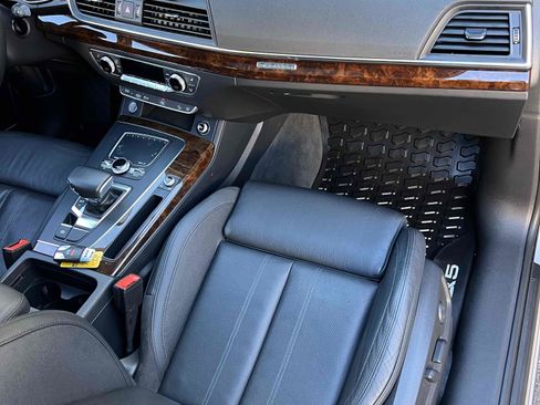 Used 2018 Audi Q5 2.0T Premium Plus w/ Premium Plus Package image 44