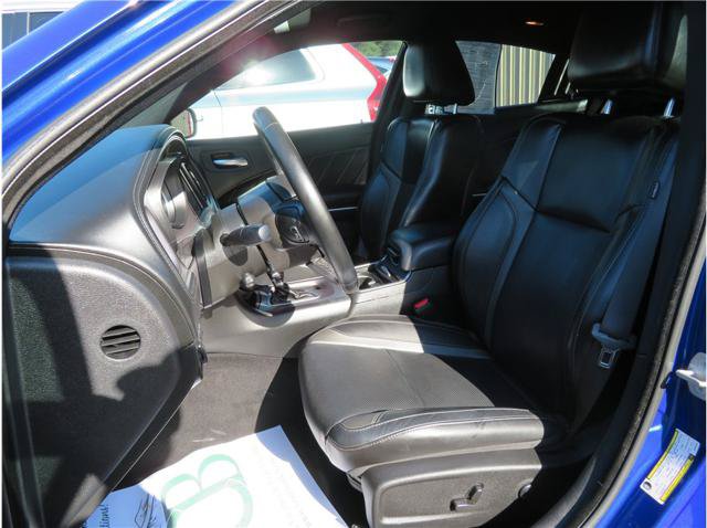 Used 2022 Dodge Charger SXT w/ Plus Group RWD image 3