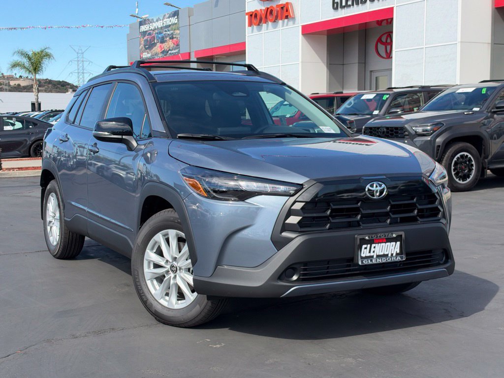 New 2026 Toyota Corolla Cross LE FWD image 2