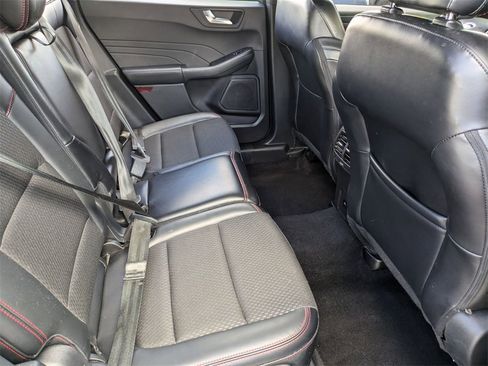 Used 2025 Ford Escape ST-Line image 29