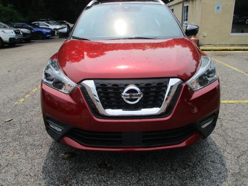 Used 2020 Nissan Kicks SR FWD image 22