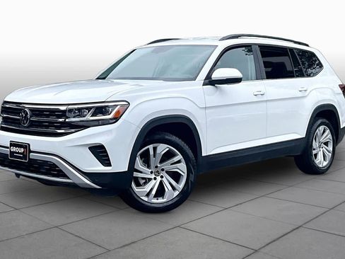 Certified 2023 Volkswagen Atlas SE FWD image 1