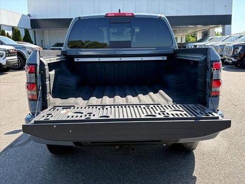 Used 2025 Nissan Frontier PRO-4X w/ Pro Convenience Package AWD/4WD image 23