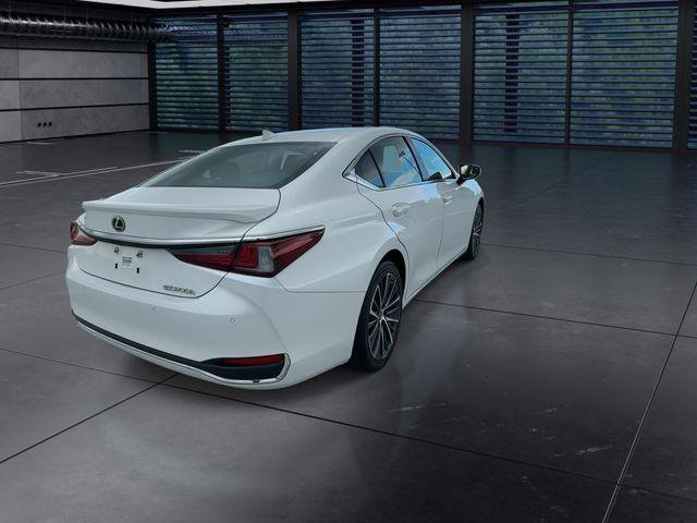 Certified 2024 Lexus ES 300h w/ Premium Package FWD image 8