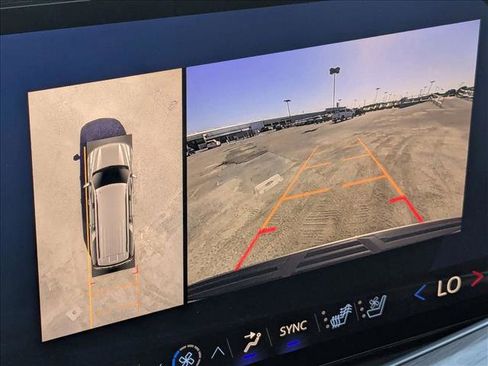 New 2025 Chevrolet Suburban Premier image 11