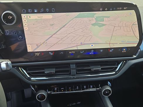 New 2026 Chevrolet Equinox EV RS FWD image 16
