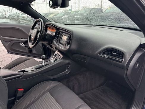 Used 2015 Dodge Challenger R/T w/ Quick Order Package 22B R/T image 22