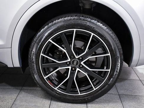 Used 2023 Audi SQ5 Premium Plus w/ Premium Plus Package image 8