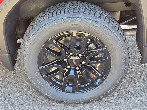 New 2026 GMC Sierra 1500 Elevation w/ Elevation Premium Package AWD/4WD image 8