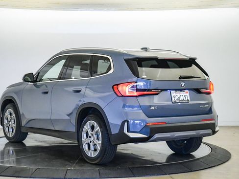 Used 2023 BMW X1 xDrive28i w/ Convenience Package AWD/4WD image 2