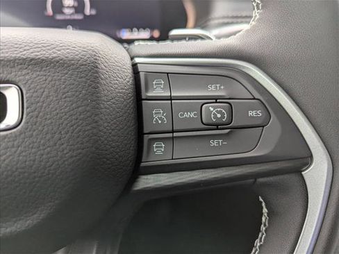 New 2025 Jeep Grand Cherokee Laredo X image 14