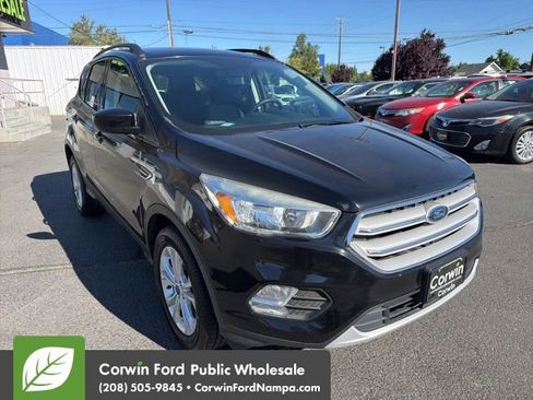 Used 2018 Ford Escape SE AWD/4WD image 3