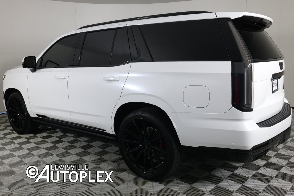 Used 2025 Cadillac Escalade Sport w/ Touring Package AWD/4WD image 7
