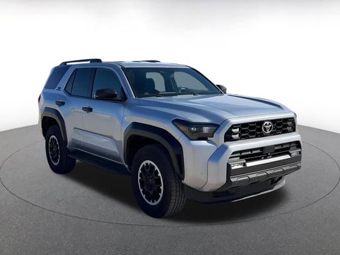 Used 2025 Toyota 4Runner TRD Off-Road image 3