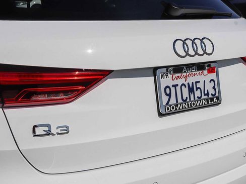 Used 2025 Audi Q3 2.0T Premium w/ Convenience Package image 8