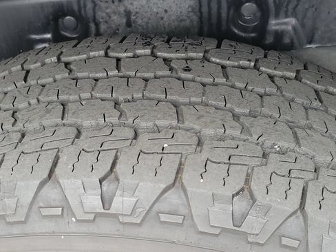 Certified 2019 Jeep Wrangler Unlimited Sport S AWD/4WD image 4