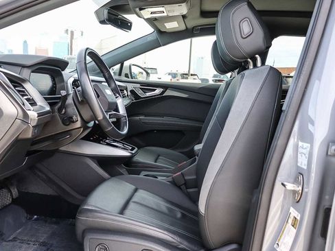 Used 2024 Audi Q4 e-tron Premium Plus w/ Premium Plus image 24