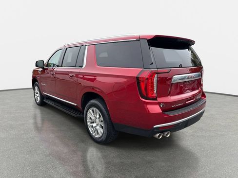 Used 2023 GMC Yukon XL Denali AWD/4WD image 5