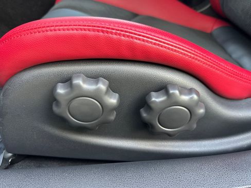 Used 2024 Nissan Z Performance w/ Floor Mat Package image 15