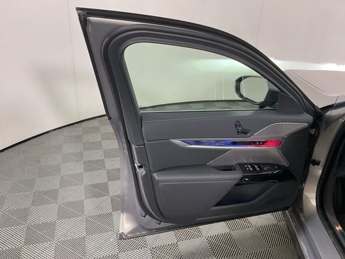 New 2025 BMW 760i xDrive 760i xDrive image 23