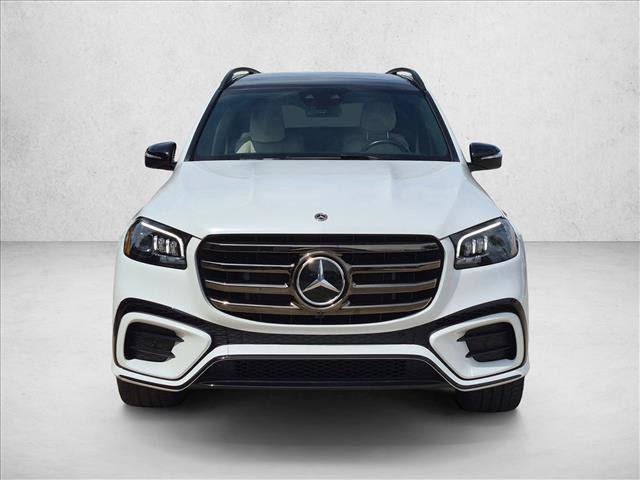 Used 2025 Mercedes-Benz GLS 580 4MATIC image 2