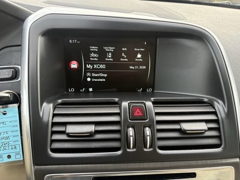 Used 2015 Volvo XC60 T6 Platinum FWD image 36