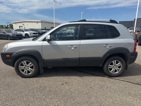 Used 2008 Hyundai Tucson 4WD image 4