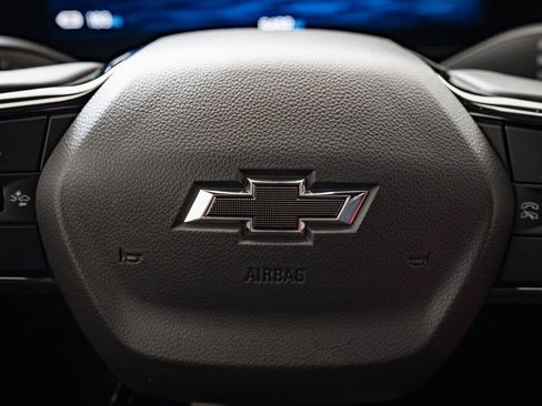 Used 2024 Chevrolet Blazer EV RS image 25