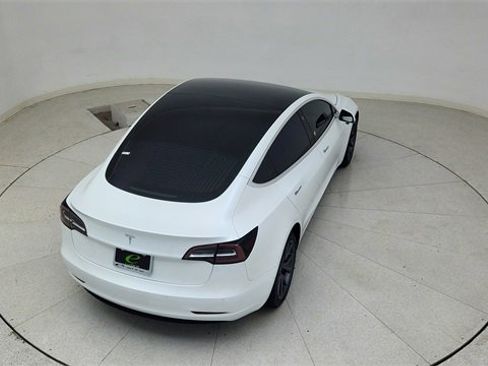 Used 2020 Tesla Model 3 Standard Range Plus image 80