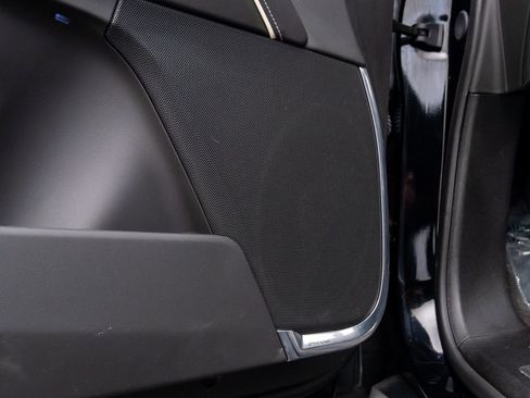 Certified 2024 Cadillac Escalade ESV Sport Platinum w/ LPO, ONYX Package image 17