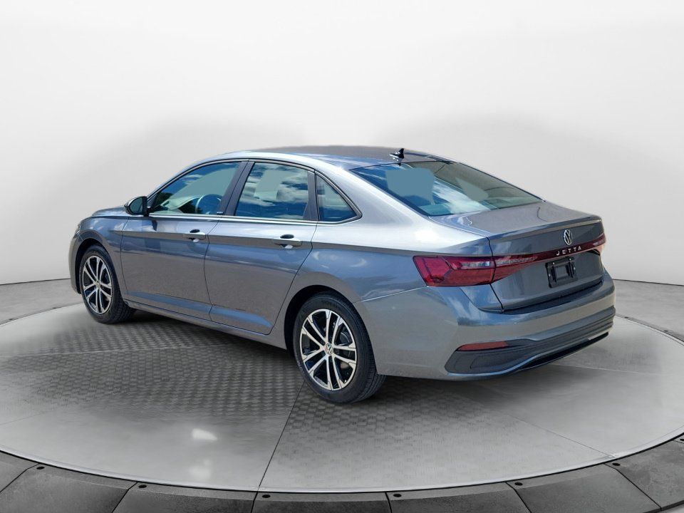 Certified 2026 Volkswagen Jetta Sport FWD image 5