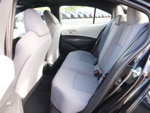 Used 2024 Toyota Corolla SE FWD image 9