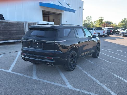 Used 2024 Chevrolet Traverse RS w/ LPO, Floor Liner Package AWD/4WD image 5