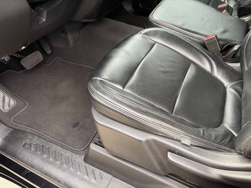 Used 2021 Chevrolet Silverado 1500 Custom RWD image 9