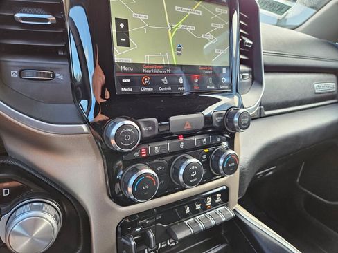 Used 2020 RAM 1500 Laramie image 23