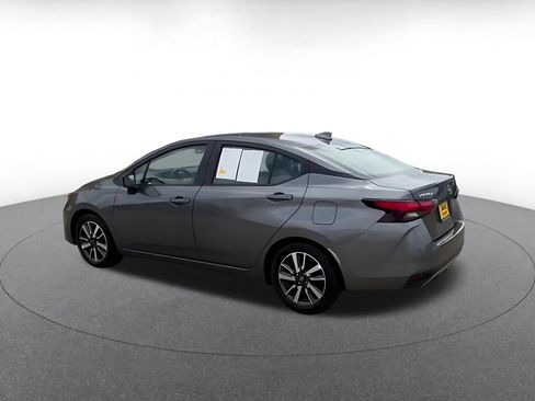Used 2025 Nissan Versa SV FWD image 10