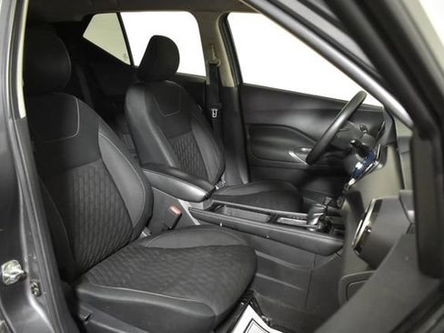 Used 2022 Nissan Kicks SV FWD image 30
