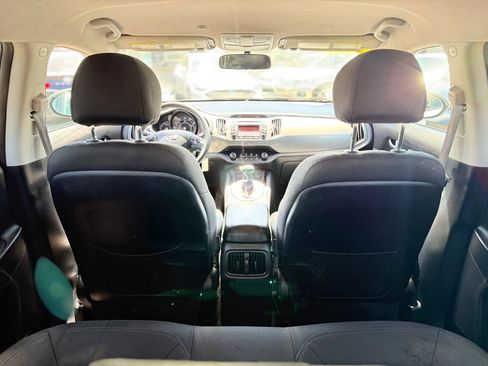 Used 2014 Kia Sportage LX AWD/4WD image 9