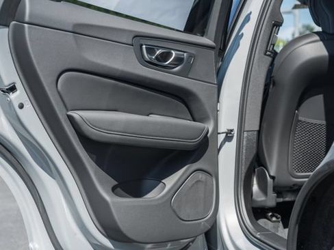 New 2027 Volvo XC60 B5 Ultra AWD/4WD image 38