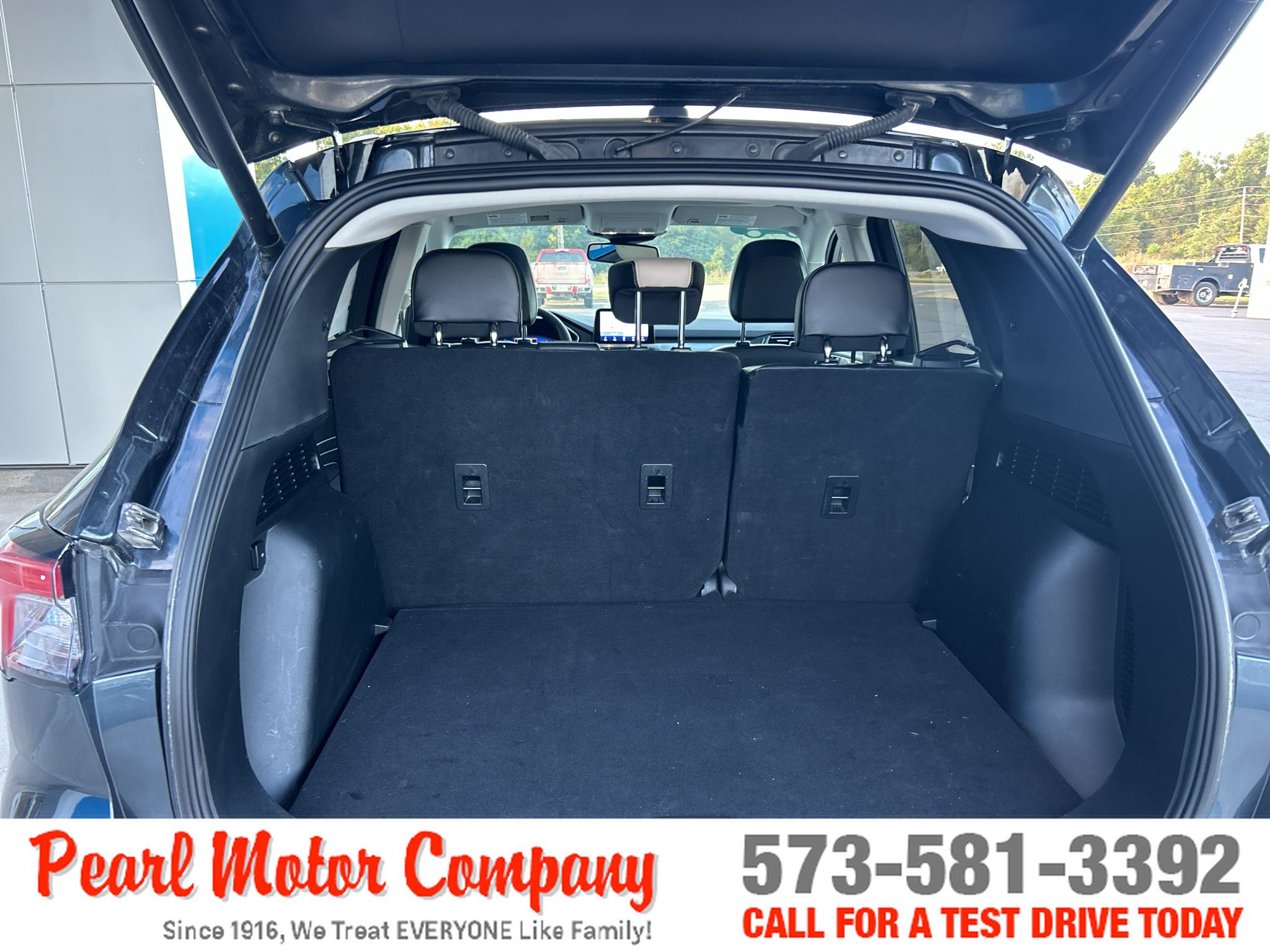 Used 2022 Ford Escape Titanium w/ Class II Trailer Tow Package AWD/4WD image 22